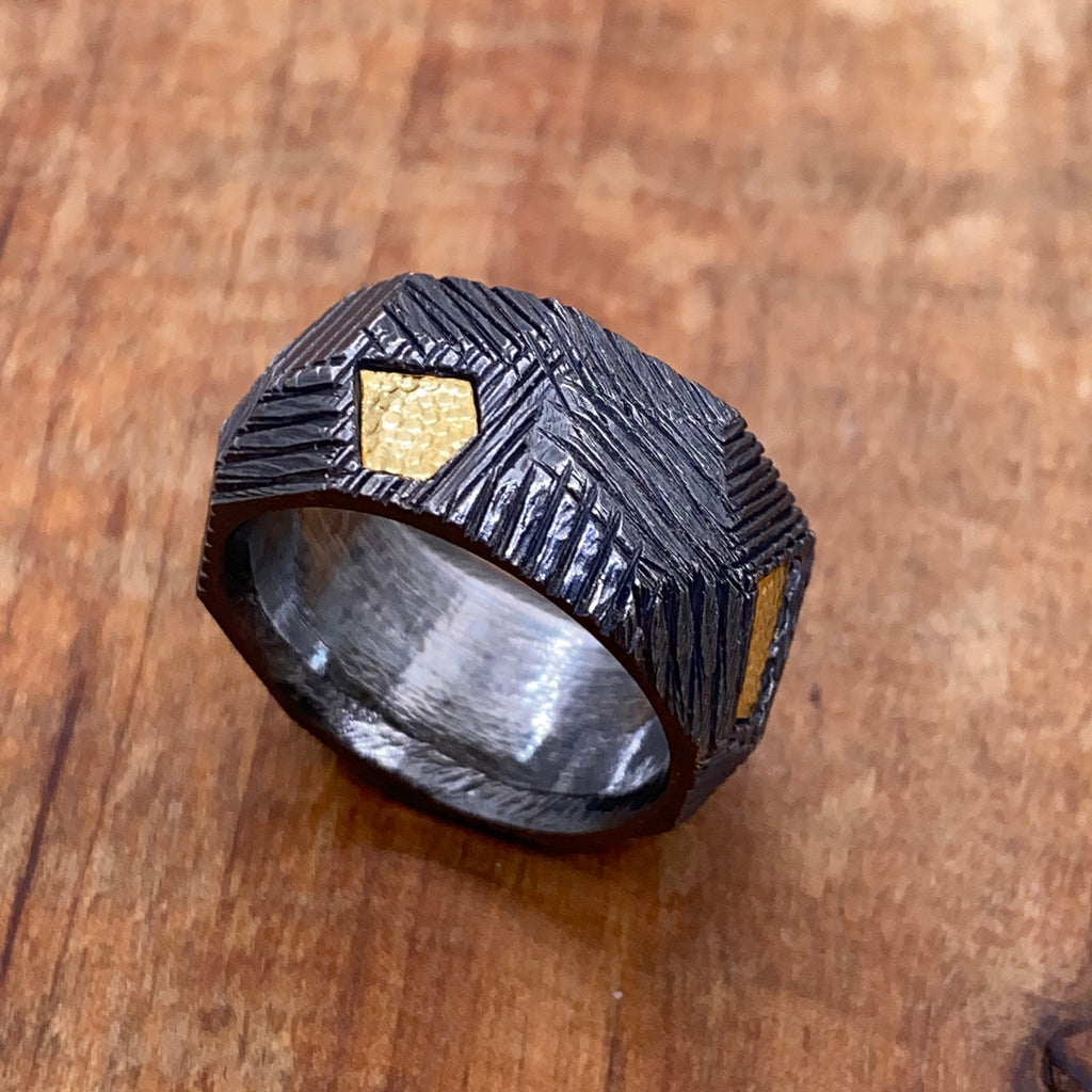 Faceted Rough Ring with 18k gold