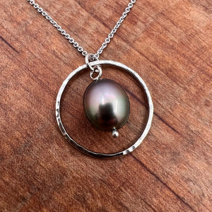 Tahitian Pearl pendant in 14k white gold.